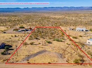 4637 N Smoketree Rd, Golden Valley, AZ 86413