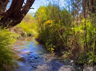 402 Hondo Seco Rd #B, El Prado, NM 87529