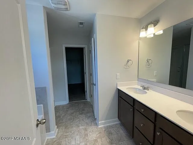 3030 Wilton Way — Photo 13