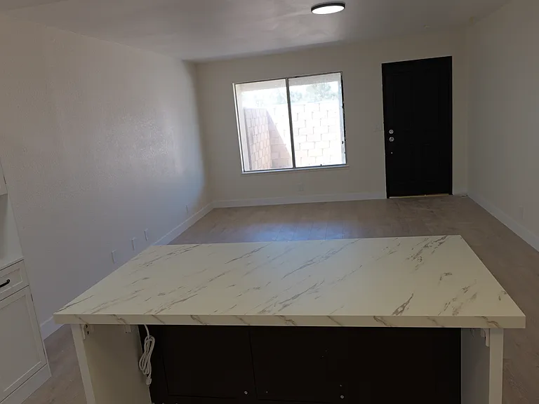 20997 Pine Ridge Ave #2 — Photo 22