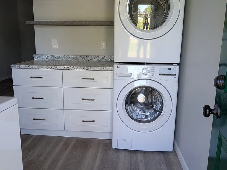 120 Manhattan Ave #120 — Photo 3