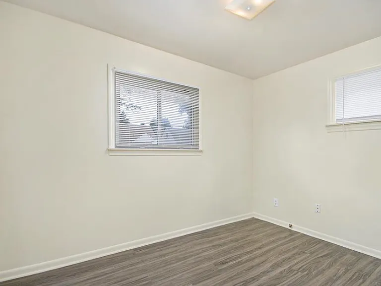 14824 Myola Ave — Photo 3
