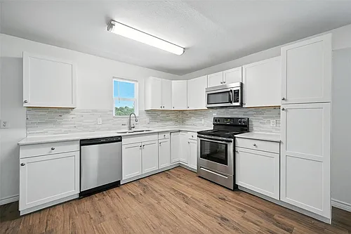1206 N Business Highway 78 Photo 1
