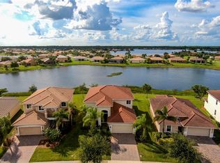 1513 Birdie Dr, Naples, FL 34120
