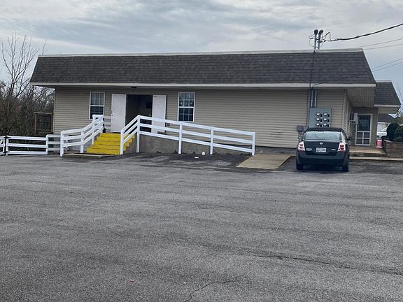 2nd image of 1815 S Cannon Blvd #A