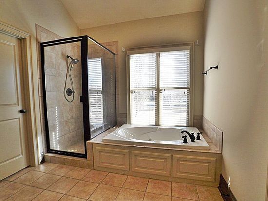 1418 Charleston Gardens Dr, Tupelo, MS 38801 | Zillow