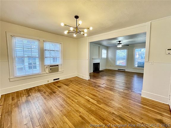 4th image of 117 Woodside Ave #117