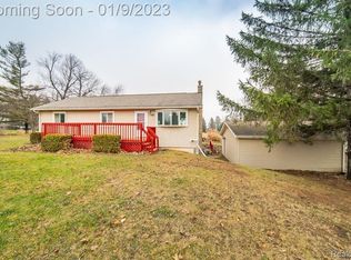 2850 Metamora Rd, Oxford, MI 48371