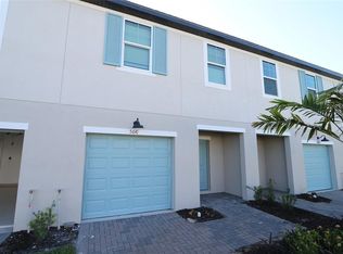 5641 Tripoli Dr, Palmetto, FL 34221