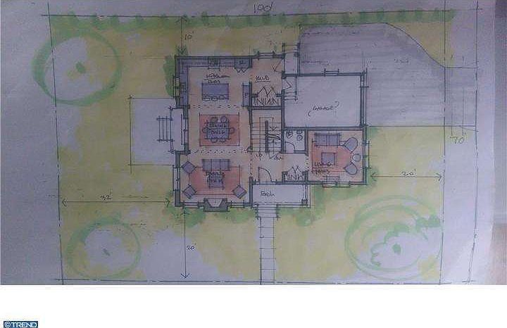2nd image of 319 E Summit Ave