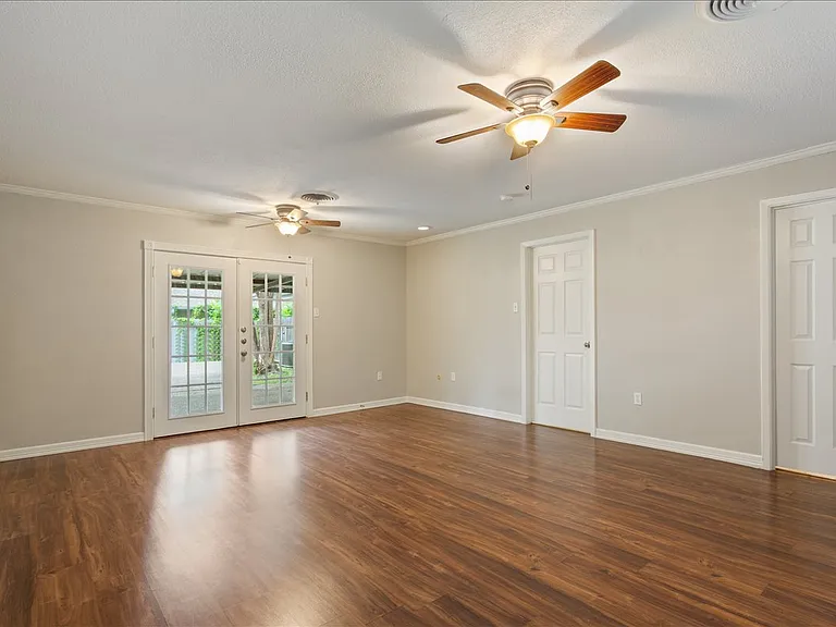 Flex-Room or Bonus-Room