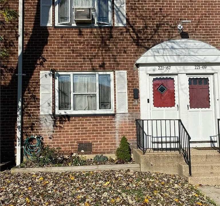22167 Manor Rd Queens Village NY 11427 Apartments for Rent Zillow