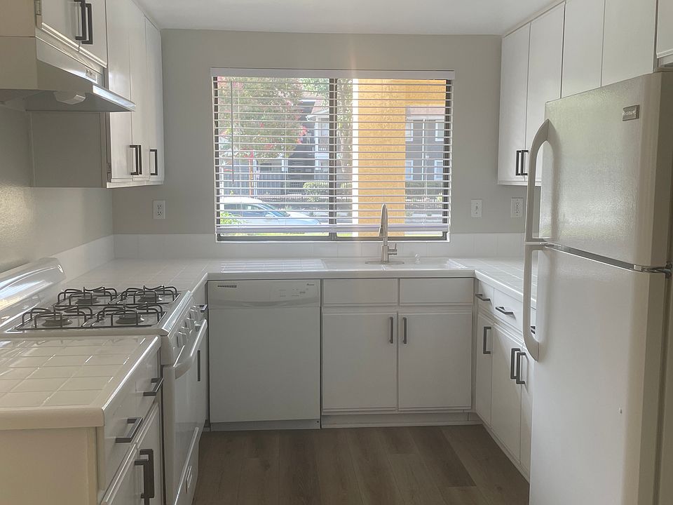 1st image of 1440 Orange Ave #37