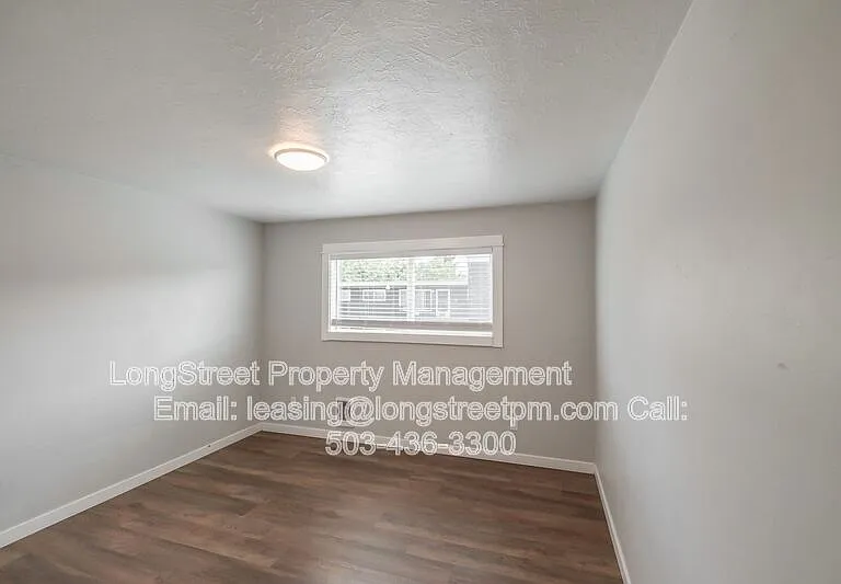 208 5th Ave SE #208 — Photo 33
