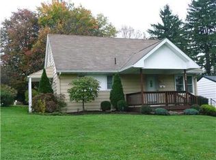 636 Lyle Dr, Hermitage, PA