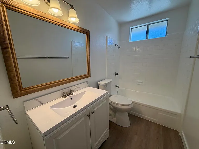 1127 Acadia Pl — Photo 7