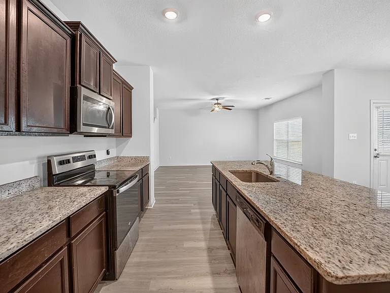 169 Allington Cir — Photo 9