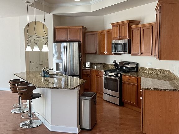 5th image of 2639 Verdi St