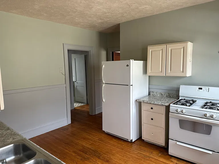 35 Woodmere Rd #35 — Photo 13