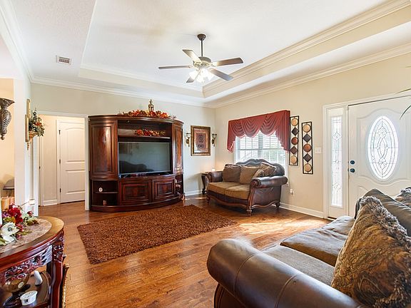 5th image of 4024 Emerson Way
