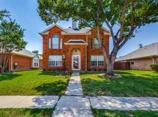 1712 Creekpoint Dr, Lewisville, TX 75067