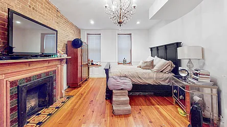 Sold by Harlem Lofts