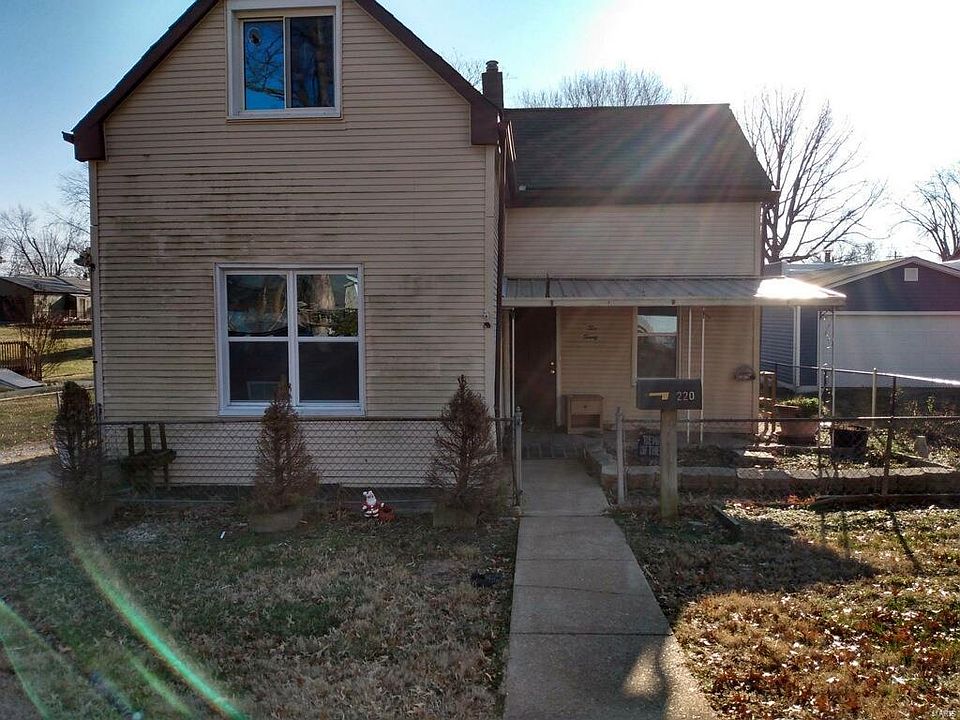 1st image of 220 Pardella Ave