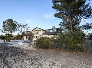 16085 Palmero Rd, Apple Valley, CA 92307