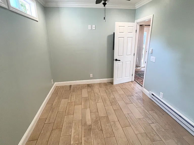339 Elm St — Photo 9
