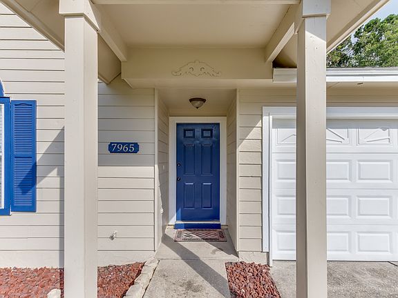 4th image of 7965 Amandas Crossing Dr W
