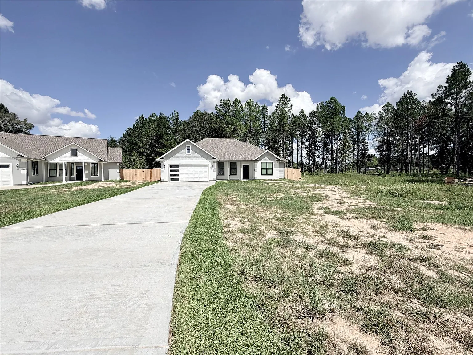 4 bed, 2.0 bath, 1581 sqft, $1,950 — Photo 1