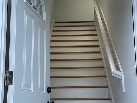 2nd image of 407 Greenway Ave #A
