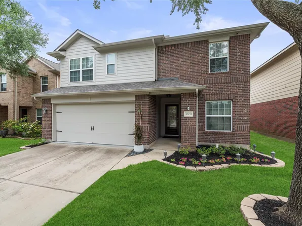 30051 Walden Farms Ln, Brookshire, TX 77423