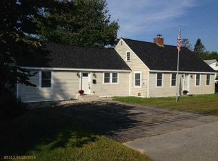 92 Fletcher St, Kennebunk, ME 04043