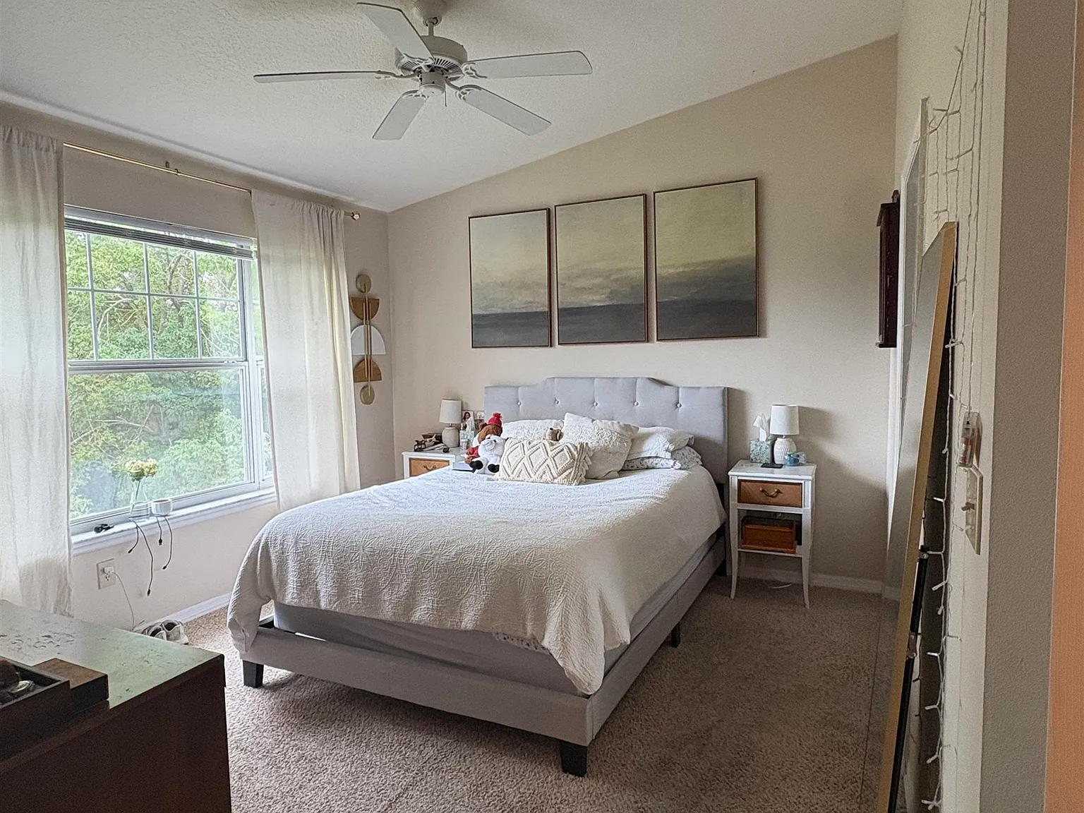 2 bed, 1240 sqft, $1,675 — Photo 2