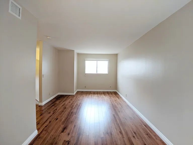 1206 Viola Ave #7 — Photo 10