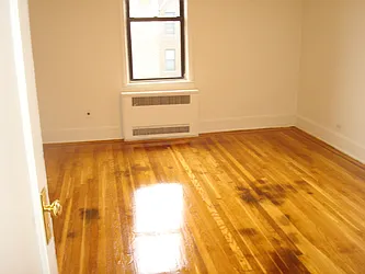 Rented by Realty 2000 Corp