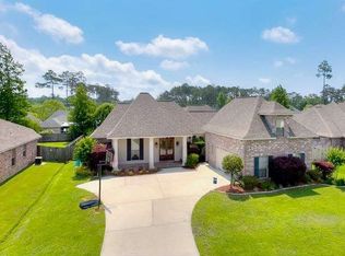 1072 Scarlet Oak Ln, Mandeville, LA 70448