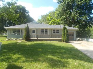 505 E Daniel St, Albany, MO 64402
