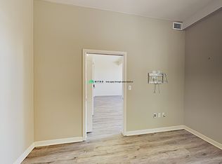 1127 15th St #1403, Silvis, IL 61282