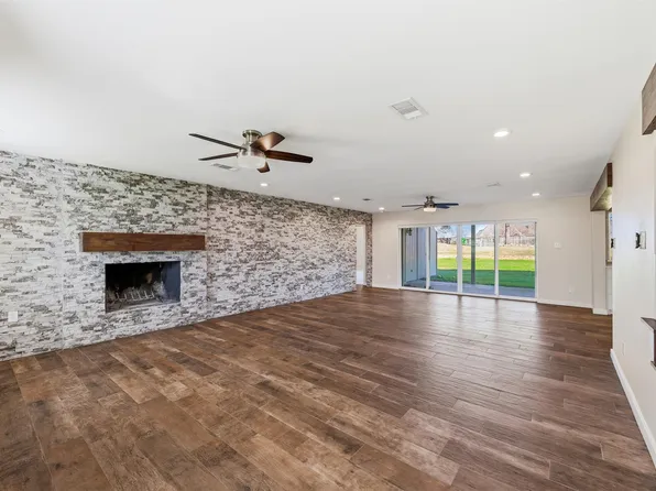 1845 Summer Ln, Keller, TX 76262