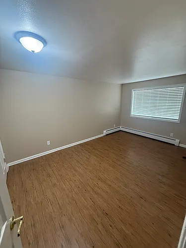 2040 Estes Ln Photo 1