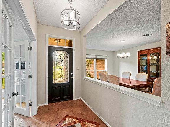5th image of 3012 Liana Ln