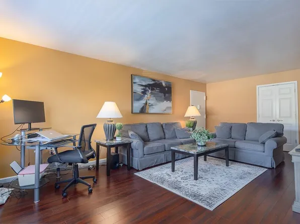 386 Richard Court, Pomona, NY 10970