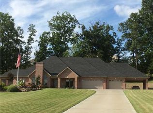 171 Brickyard Rd, Mars, PA 16046