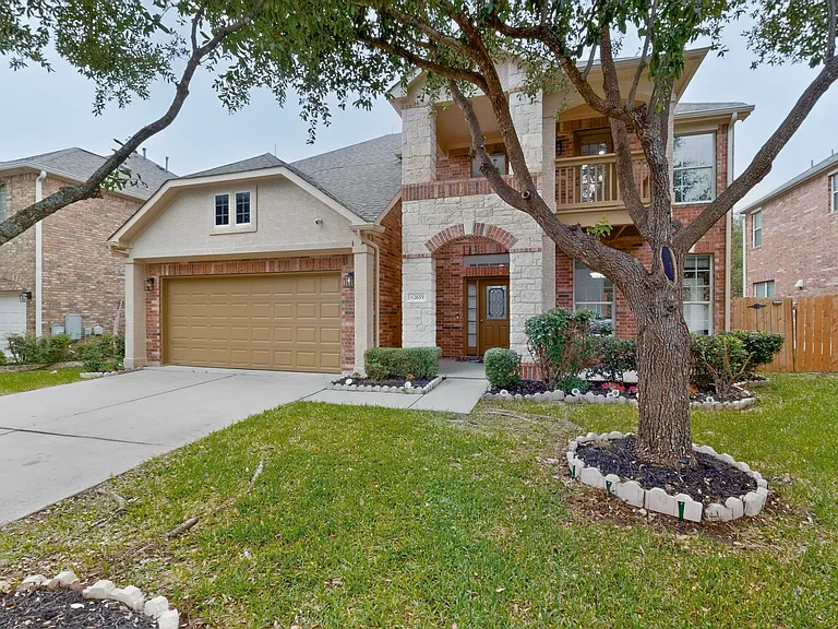 2659 Salorn Way — Photo 1