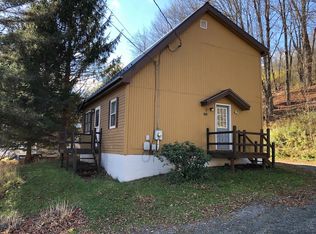 60 Meredith St, Delhi, NY 13753