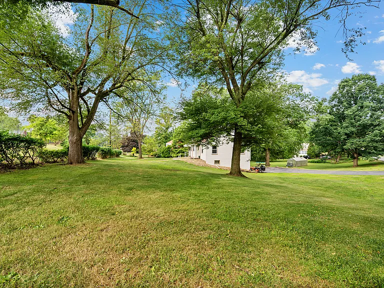 3302 S Park Rd — Photo 26