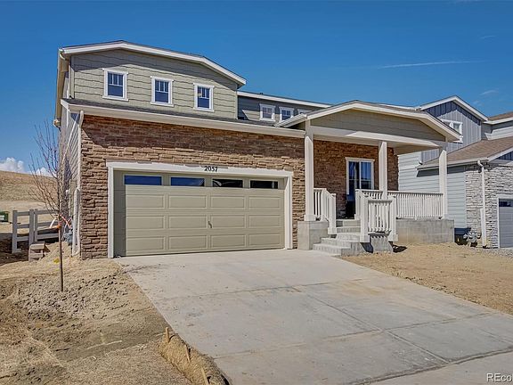 2nd image of 2057 Villageview Ln