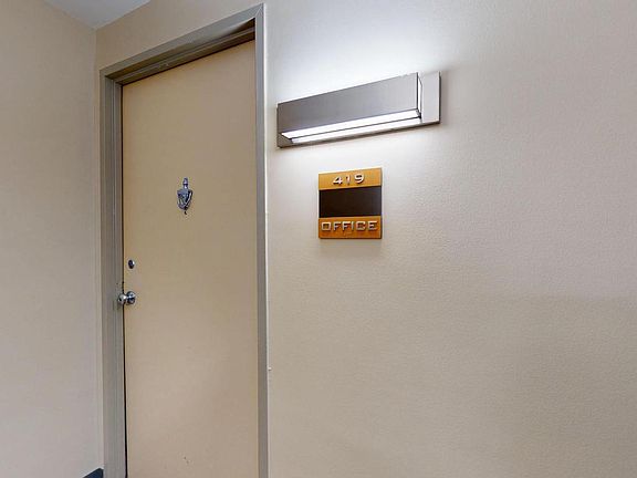 3rd image of 4600 Duke St #419/420